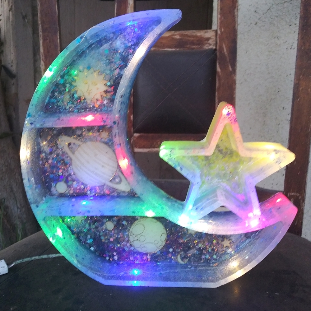 STAR & MOON STANDING SHELF NIGHTLIGHT LAMP